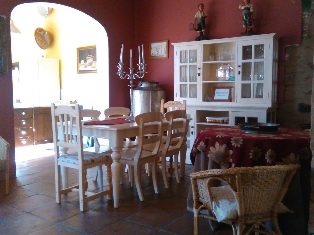Casa Rural Valdevilano La Roca de la Sierra ภายนอก รูปภาพ
